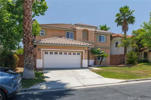 Exterior - 7579 Isla, Hemet, CA 92545 photo 3 of 7