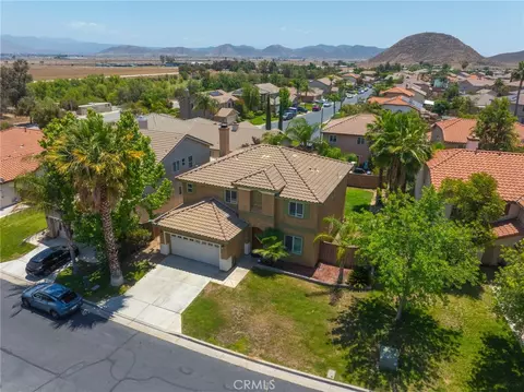 View/Area - 7579 Isla, Hemet, CA 92545 photo 2 of 12