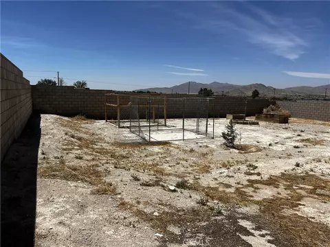 Exterior - 9404 Mesa, Lucerne Valley, CA 92356 photo 2 of 3