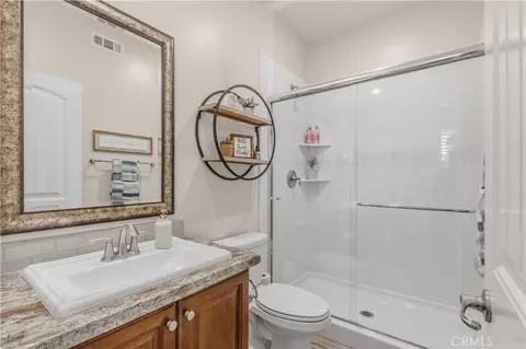 Bath - 13775 Constance Ave, Riverside, CA 92503 photo 3 of 6