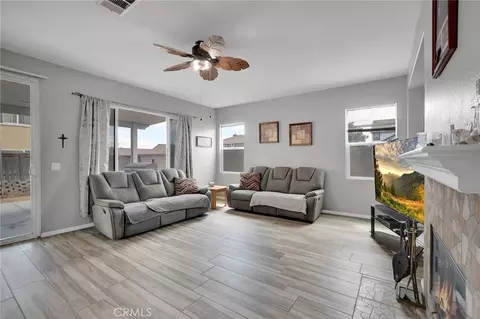 1447 Birmingham Dr, Perris, CA 92571 photo 7