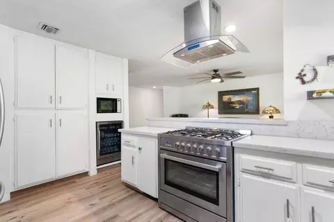 Kitchen - 22744 Rolling Mdws, Perris, CA 92570 photo 3 of 3