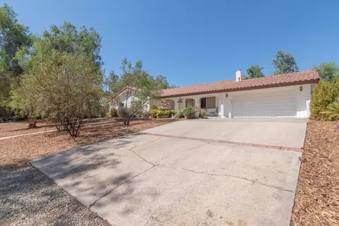 Exterior - 22744 Rolling Mdws, Perris, CA 92570 photo 2 of 29
