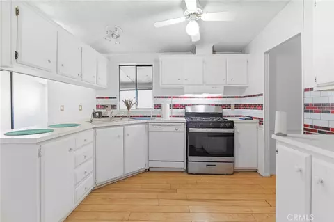 10164 White, Phelan, CA 92371 photo 6