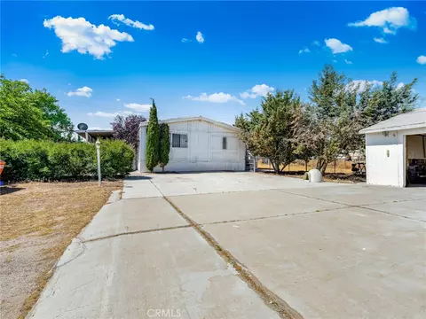 10164 White, Phelan, CA 92371 photo 22