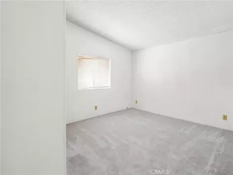 10164 White, Phelan, CA 92371 photo 13