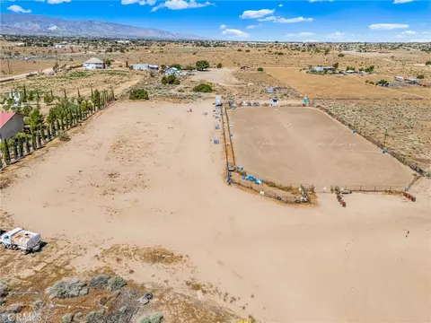 10164 White, Phelan, CA 92371 photo 27