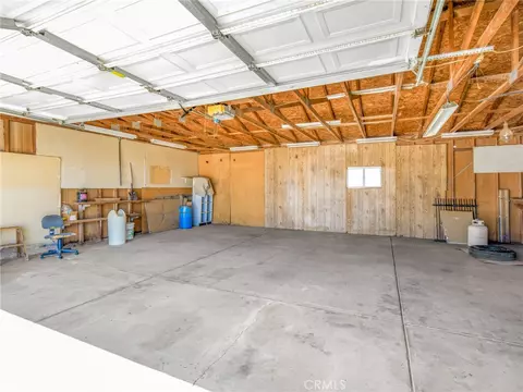 10164 White, Phelan, CA 92371 photo 23