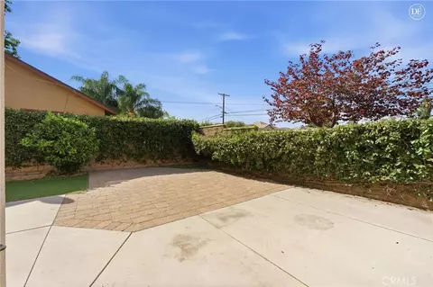 Exterior - 1686 Gilliam Ct, Riverside, CA 92501 photo 7 of 7