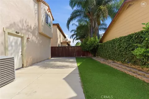 Exterior - 1686 Gilliam Ct, Riverside, CA 92501 photo 5 of 7