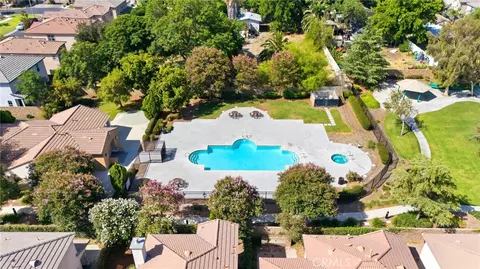 View/Area - 1686 Gilliam Ct, Riverside, CA 92501 photo 1 of 7