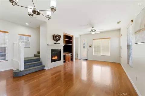 Living - 1686 Gilliam Ct, Riverside, CA 92501 photo 2 of 7
