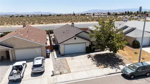 13363 Merry Oaks, Victorville, CA 92392