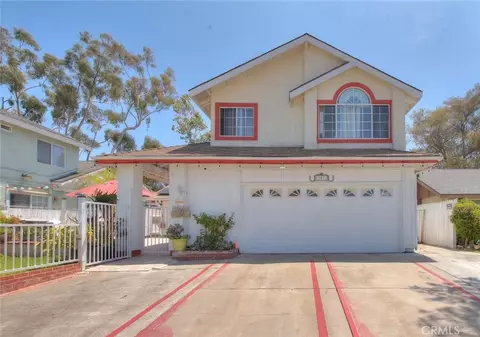 22676 Genova, Laguna Hills, CA 92653