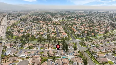 View/Area - 13533 Sutter Ct, Fontana, CA 92336 photo 6 of 6