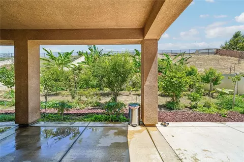 Exterior - 7908 Zona Ct, Riverside, CA 92507 photo 5 of 12