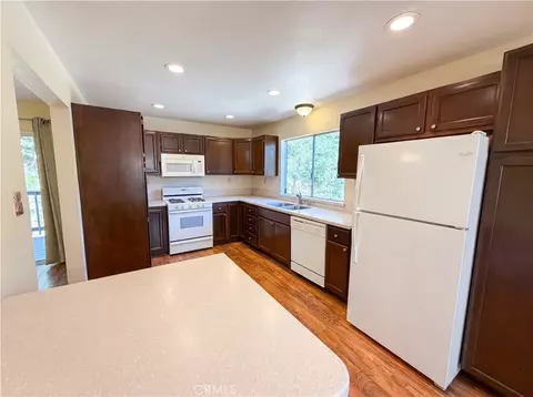 Kitchen - 21778 Ridge, Cedarpines Park, CA 92322 photo 1 of 3