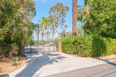 Exterior - 2083 Grace, Riverside, CA 92504 photo 31 of 31