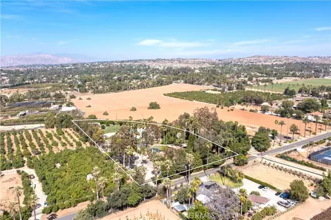 View/Area - 2083 Grace, Riverside, CA 92504 photo 2 of 5