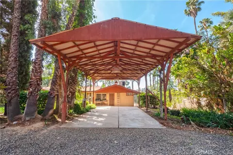 Exterior - 2083 Grace, Riverside, CA 92504 photo 18 of 31