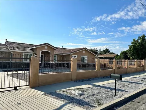 10058 Larch Ave, Bloomington, CA 92316 photo 7