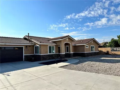 10058 Larch Ave, Bloomington, CA 92316 photo 5