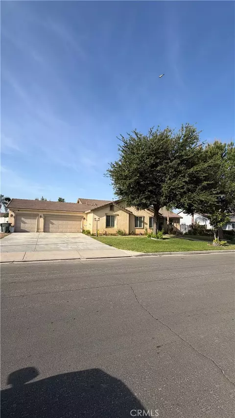805 Limousin St, Perris, CA 92571