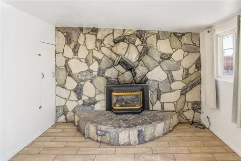 Living - 1609 De Anza, Barstow, CA 92311 photo 8 of 9