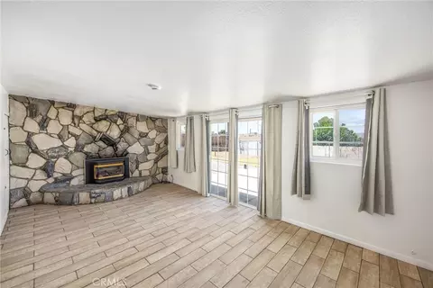 Living - 1609 De Anza, Barstow, CA 92311 photo 6 of 9
