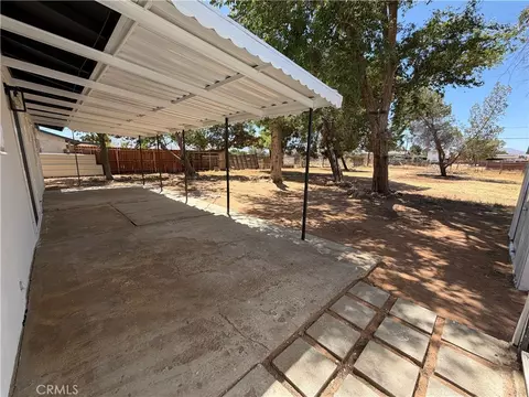 Exterior - 21975 Mohican, Apple Valley, CA 92307 photo 10 of 17