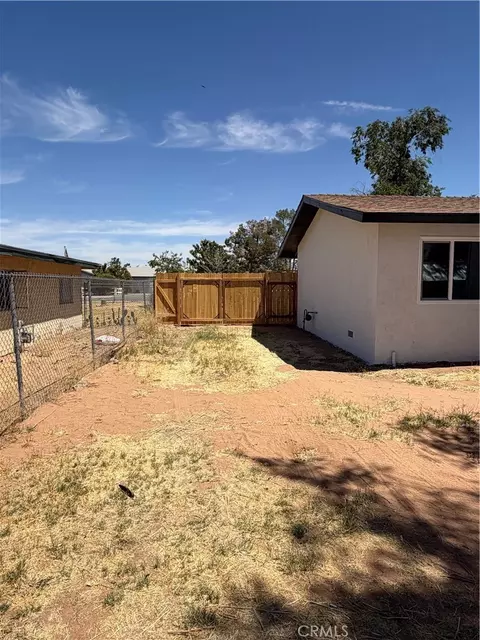 Exterior - 21975 Mohican, Apple Valley, CA 92307 photo 17 of 17