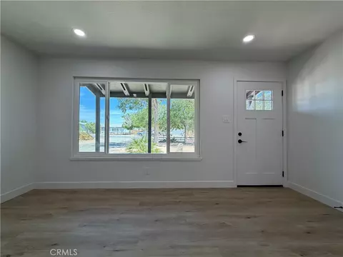 Living - 21975 Mohican, Apple Valley, CA 92307 photo 1 of 3