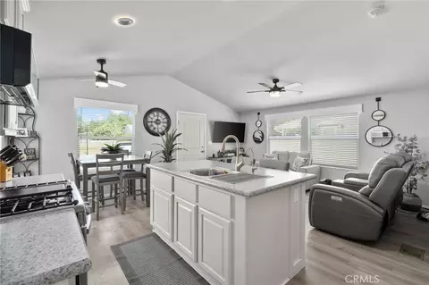 Kitchen - 3540 Nelson, Riverside, CA 92506 photo 4 of 5