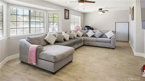 8755 Lassen Ave, Hesperia, CA 92345
