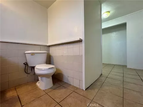 Bath - 36528 Irwin Rd, Barstow, CA 92311 photo 2 of 2