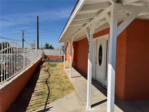 Exterior - 36528 Irwin Rd, Barstow, CA 92311 photo 9 of 17
