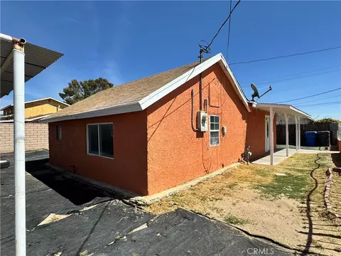 Exterior - 36528 Irwin Rd, Barstow, CA 92311 photo 11 of 17