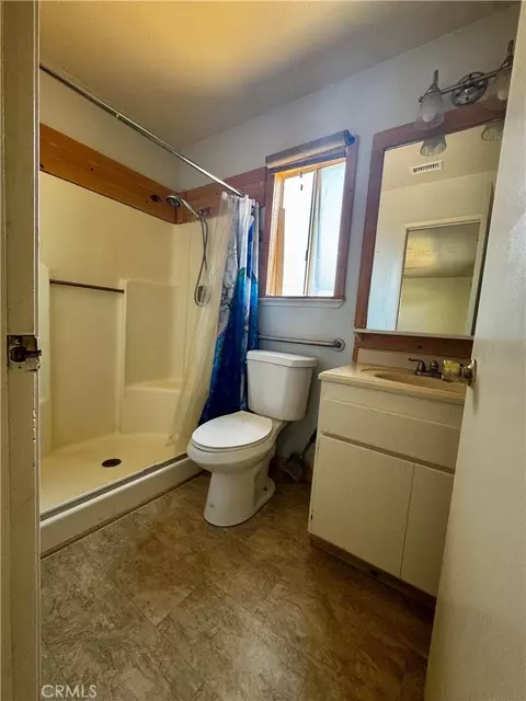 Bath - 7623 Oxford, Hesperia, CA 92345 photo 1 of 2
