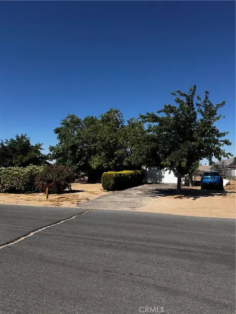 7623 Oxford, Hesperia, CA 92345