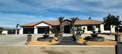 7560 Royal Vw, Oak Hills, CA 92344