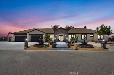 7560 Royal Vw, Oak Hills, CA 92344