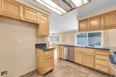 Kitchen - 19121 Broken Bow, Riverside, CA 92508 photo 2 of 2