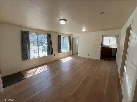 Living - 303 Ca-138, Crestline, CA 92325 photo 1 of 2