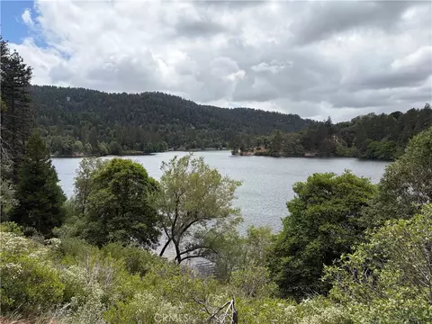303 Ca-138, Crestline, CA 92325 photo 3