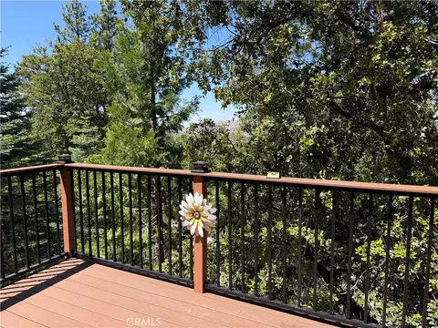 Exterior - 1255 Aleutian, Lake Arrowhead, CA 92352 photo 2 of 4