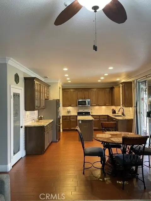 Other - 6332 Pointe Ct, Fontana, CA 92336 photo 8 of 15