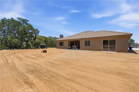 Exterior - 12865 Custer, Yucaipa, CA 92399 photo 7 of 9