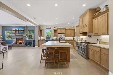 Kitchen - 12865 Custer, Yucaipa, CA 92399 photo 3 of 3
