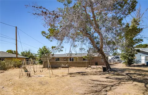 Exterior - 21798 Standing Rock Ave, Apple Valley, CA 92307 photo 9 of 9