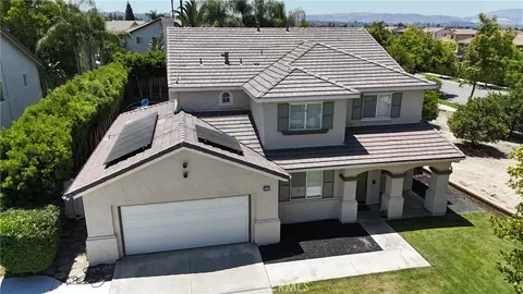 1571 Foothill, Redlands, CA 92374